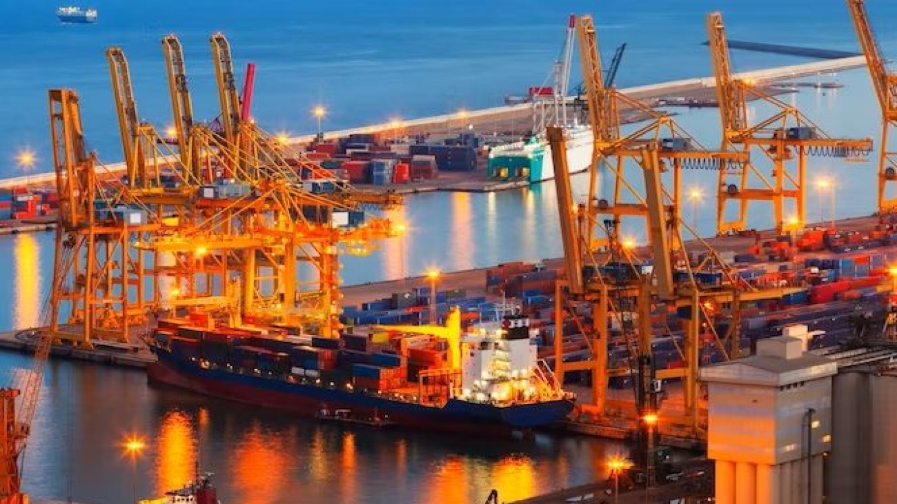 port-de-barcelona-night_1398-4568